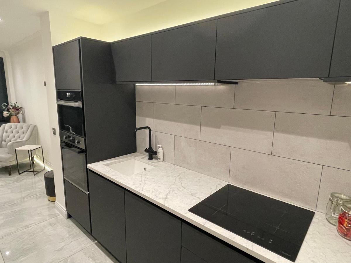 Luxury Apartment Edinburgh Centre With Steam Room Экстерьер фото